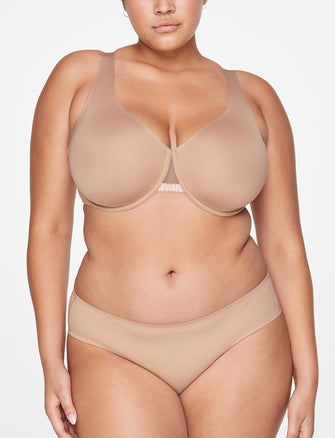Finally found a good minimizer bra that's really comfy and cute at