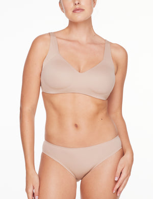 ComfortStretch Smoothing Wireless Bra